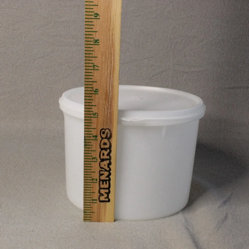 Vintage Tupperware White 3 Qt Round Canister with Lid 7